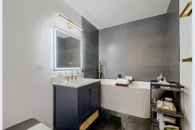 2 E Erie Street #1511, Chicago, IL 60611 - Photo 20