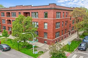 1308 W Granville Ave, Chicago, IL 60660 - Photo 2