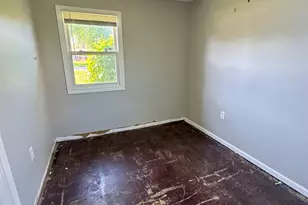 201 W 10th St, Chicago Heights, IL 60411 - Photo 10