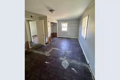 201 W 10th Street, Chicago Heights, IL 60411 - Photo 12
