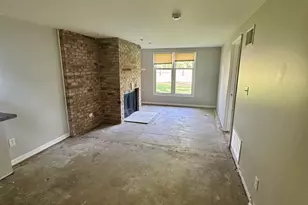 201 W 10th St, Chicago Heights, IL 60411 - Photo 8