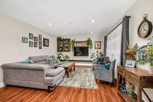 158 St Marys Pkwy, Buffalo Grove, IL 60089 - Photo 8