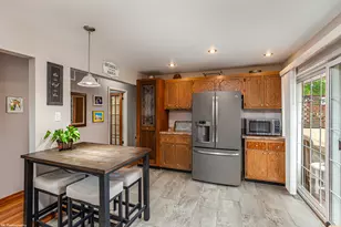 5400 W 83rd Pl, Burbank, IL 60459 - Photo 6