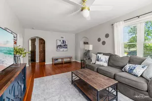 1606 Clark St, Dekalb, IL 60115 - Photo 2