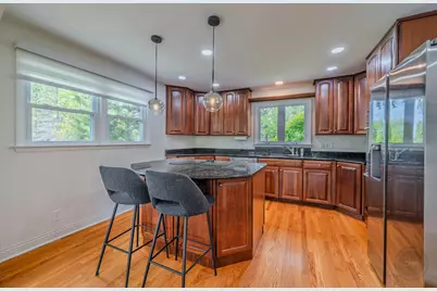 10S220 Alan Road, Naperville, IL 60564 - Photo 6