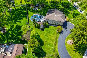 10S220 Alan Rd, Naperville, IL 60564 - Photo 38