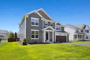 147 Linden Dr, Oswego, IL 60543 - Photo 2