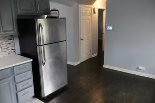 18610 Golfview Ave, Homewood, IL 60430 - Photo 8