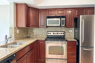 11 Foxcroft Rd, Naperville, IL 60565 - Photo 2
