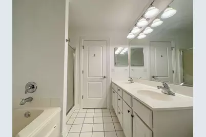 11 Foxcroft Road #11-127, Naperville, IL 60565 - Photo 12