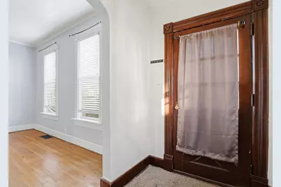 2115 W 4 Street, Davenport, IA 52802 - Photo 12