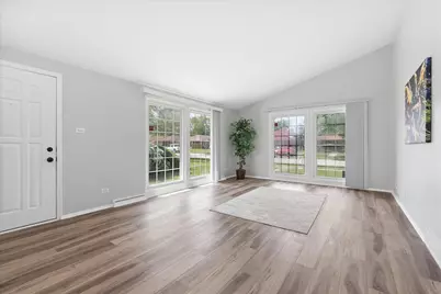 14713 Dante Avenue, Dolton, IL 60419 - Photo 2