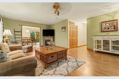 309 Thistle Drive, Bolingbrook, IL 60490 - Photo 4