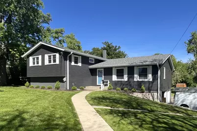 704 Plainfield Road, Downers Grove, IL 60516 - Photo 1