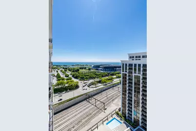 233 E 13th Street #2108, Chicago, IL 60605 - Photo 8