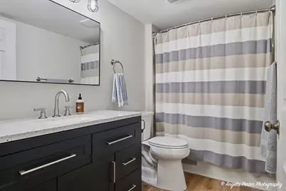 386 Crystal Ridge Drive #386, Crystal Lake, IL 60012 - Photo 18