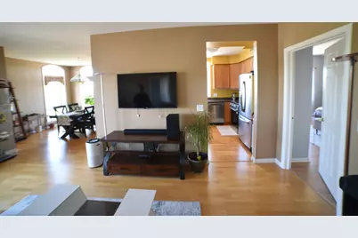 365 Graceland Avenue #606, Des Plaines, IL 60016 - Photo 2