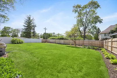 [Address not provided], Hinsdale, IL 60521 - Photo 22