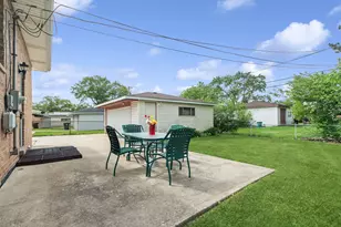 14640 Memorial Dr, Dolton, IL 60419 - Photo 16