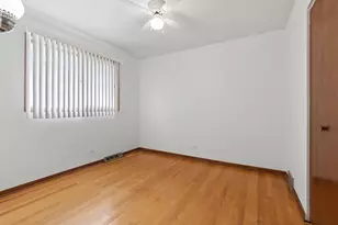 14640 Memorial Dr, Dolton, IL 60419 - Photo 10