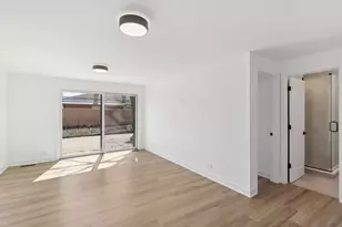 8135 W Rascher Ave, Chicago, IL 60656 - Photo 28