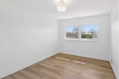 8135 W Rascher Avenue, Chicago, IL 60656 - Photo 22