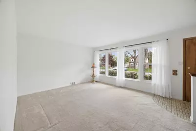 748 N Rohde Avenue, Hillside, IL 60162 - Photo 4