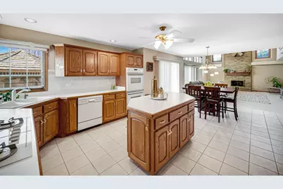 15538 Royal Glen Court, Orland Park, IL 60467 - Photo 4