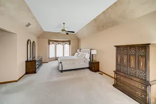 15538 Royal Glen Ct, Orland Park, IL 60467 - Photo 10