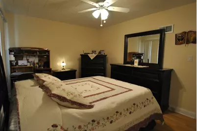 4916 W Montrose Avenue, Chicago, IL 60641 - Photo 6