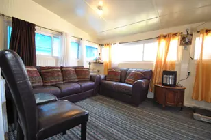 4916 W Montrose Ave, Chicago, IL 60641 - Photo 14