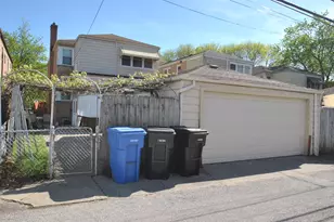 4916 W Montrose Ave, Chicago, IL 60641 - Photo 34
