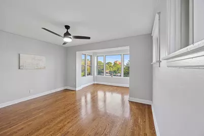 1552 E 65th Place #3, Chicago, IL 60637 - Photo 4