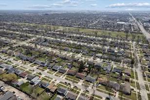 703 Westmere Rd, Des Plaines, IL 60016 - Photo 32