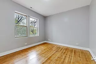 3925 W Ainslie St, Chicago, IL 60625 - Photo 8