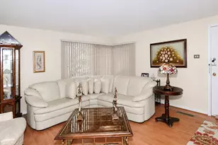 3961 168th St, Country Club Hills, IL 60478 - Photo 8