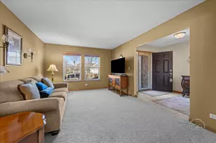 2518 Imgrund Rd, North Aurora, IL 60542 - Photo 18
