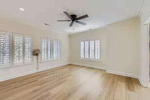 820 Weidner Rd, Buffalo Grove, IL 60089 - Photo 14