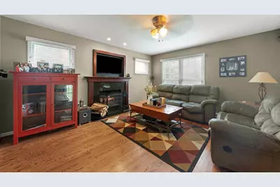 4528 Middaugh Avenue, Downers Grove, IL 60515 - Photo 12