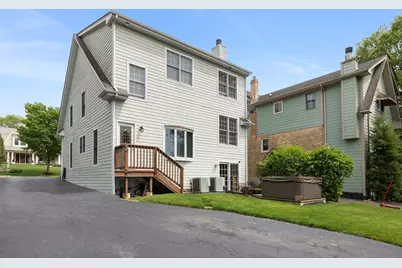 4528 Middaugh Avenue, Downers Grove, IL 60515 - Photo 32