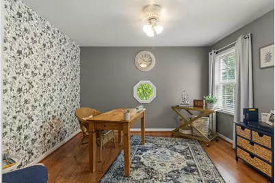 4528 Middaugh Avenue, Downers Grove, IL 60515 - Photo 14