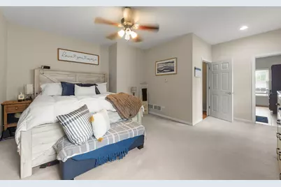 4528 Middaugh Avenue, Downers Grove, IL 60515 - Photo 18
