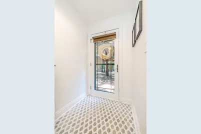 2455 W Ohio Street #13E, Chicago, IL 60612 - Photo 4