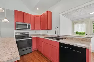 708 E Center St, Monticello, IL 61856 - Photo 10