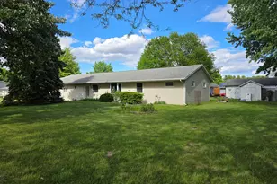 8950 Hoover Rd, Rock Falls, IL 61071 - Photo 14