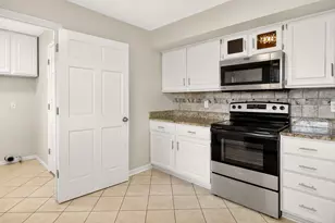 4331 Jennel Dr, Rockton, IL 61072 - Photo 12