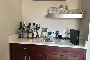 172 N East River Rd, Des Plaines, IL 60016 - Photo 16