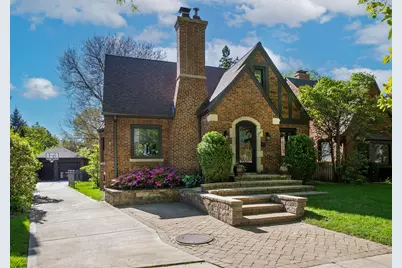 5941 N Knox Avenue, Chicago, IL 60646 - Photo 1