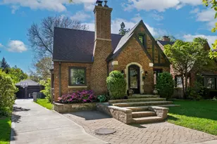 5941 N Knox Ave, Chicago, IL 60646 - Photo 1