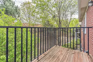 947 Kensington Dr, Northbrook, IL 60062 - Photo 22